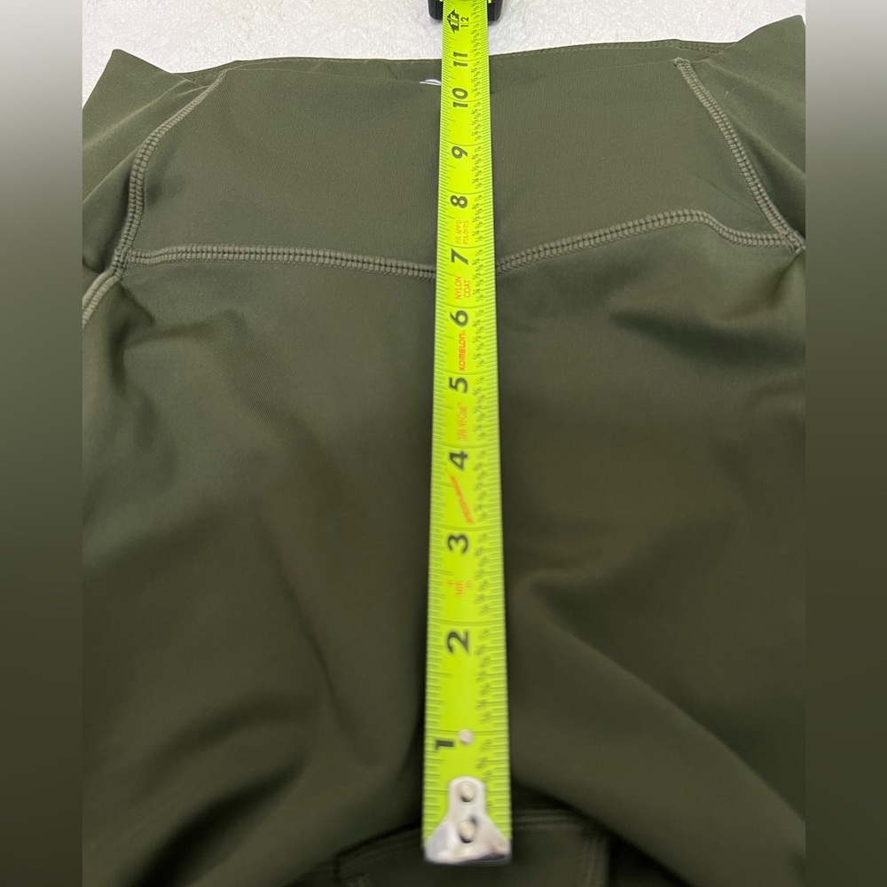 Alpha Forward Leggings Green Medium - Picture 8 of 9